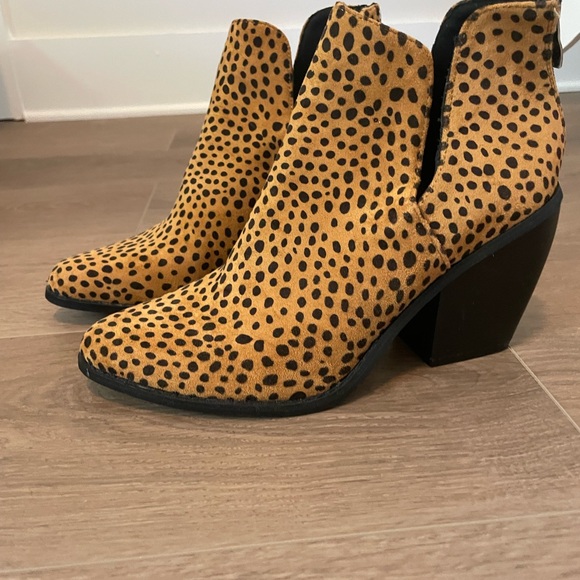 Yoki leopard print ankle boots - Picture 4 of 4